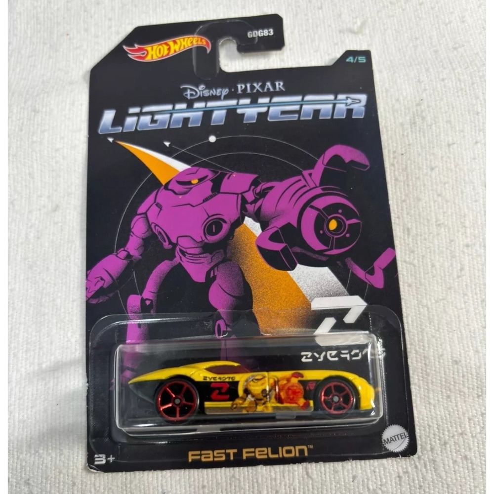Hot Wheels Disney Pixar Lightyear Fast Felion Diecast Car GDG83 4/5 Yellow